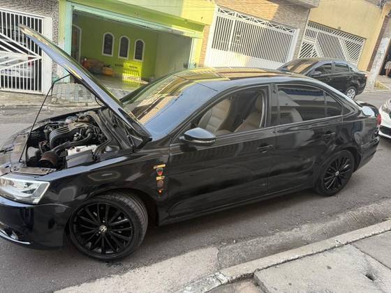 VOLKSWAGEN JETTA 2.0 COMFORTLINE FLEX 4P TIPTRONIC VOLKSWAGEN JETTA 2.0 COMFORTLINE FLEX 4P TIPTRONIC